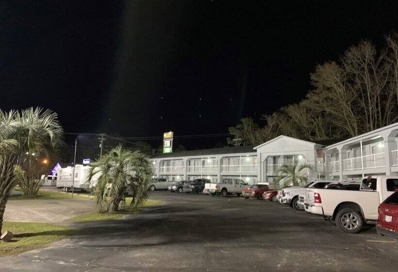 호텔 Travelodge By Wyndham Walterboro