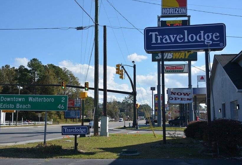 호텔 Travelodge By Wyndham Walterboro