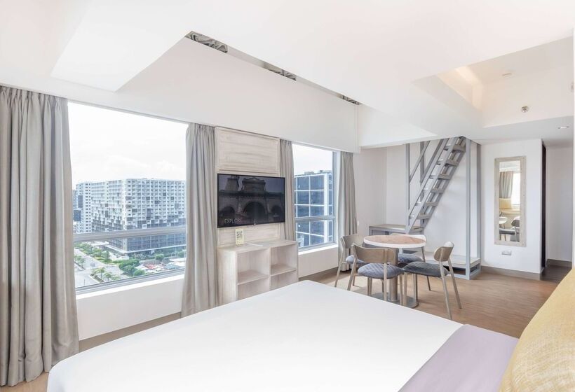 בית מלון כפרי Tryp By Wyndham Mall Of Asia Manila