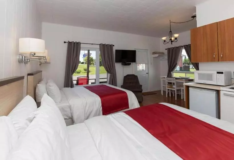 Motel Au Fleuve D'argent