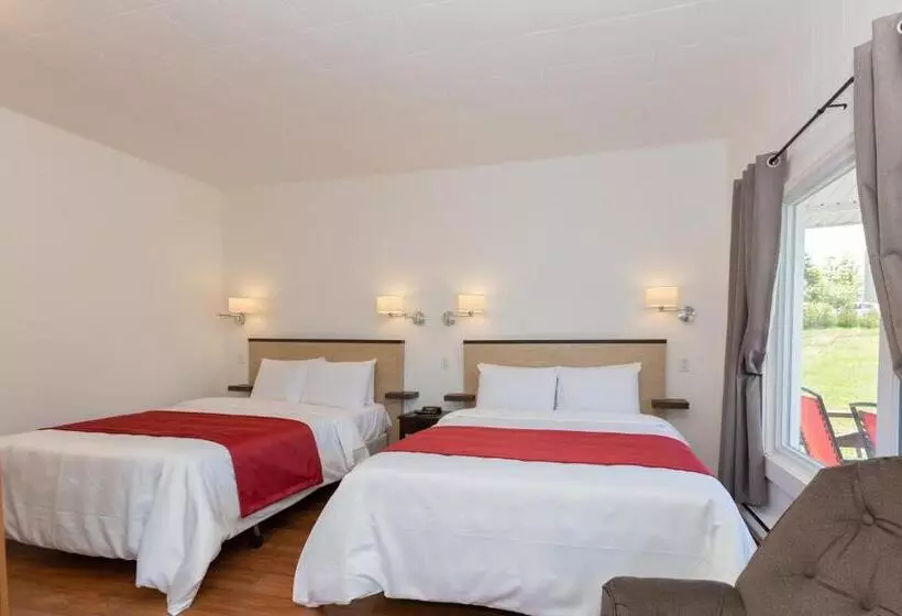 Motel Au Fleuve D'argent