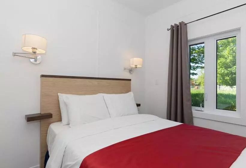 Motel Au Fleuve D'argent