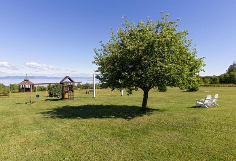 Motel Au Fleuve D'argent