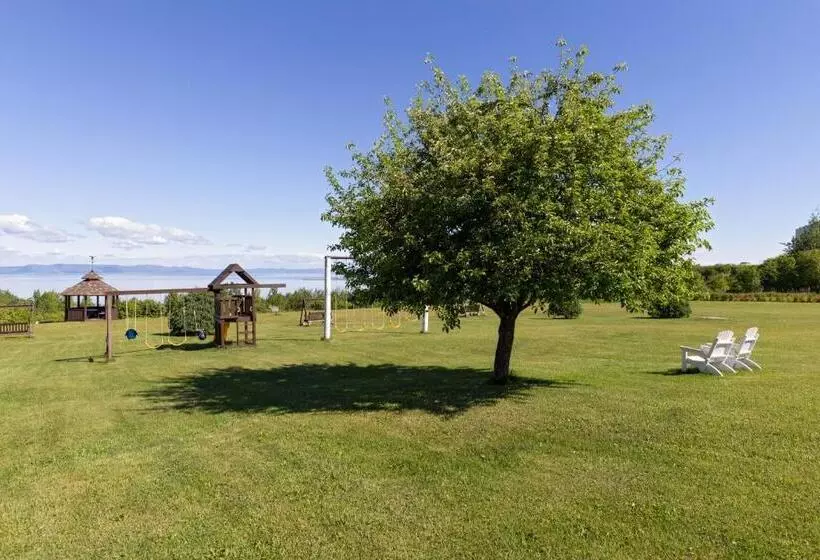 Motel Au Fleuve D'argent