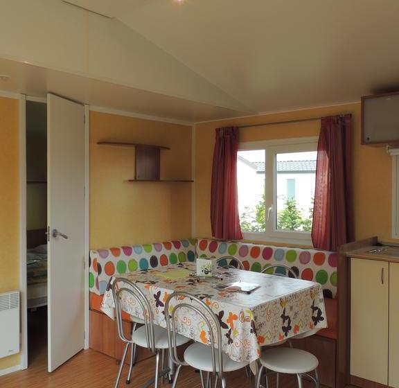 리조트 Camping L'arada Parc