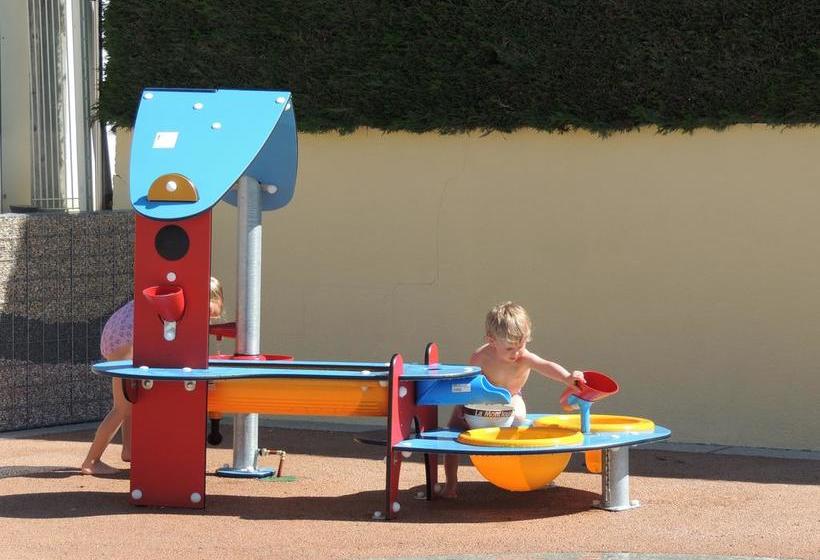 리조트 Camping L'arada Parc