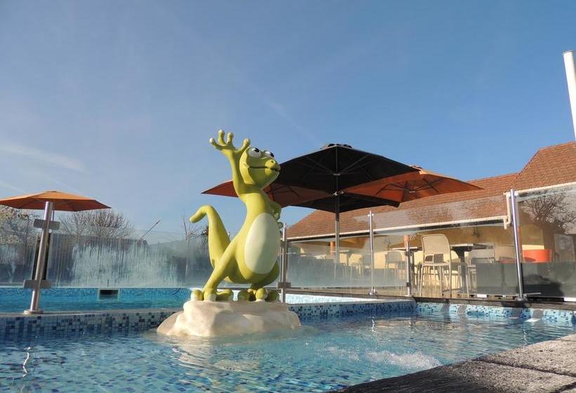 리조트 Camping L'arada Parc