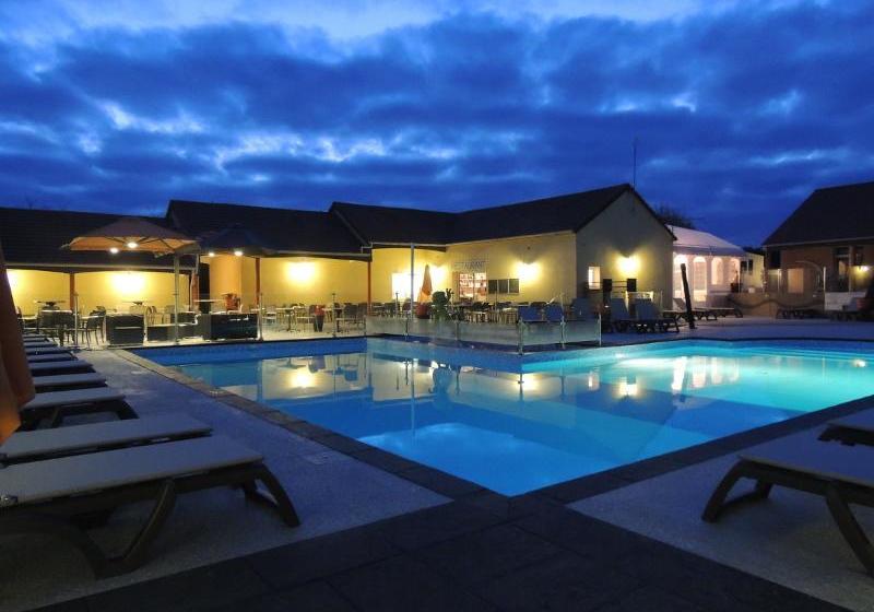 리조트 Camping L'arada Parc