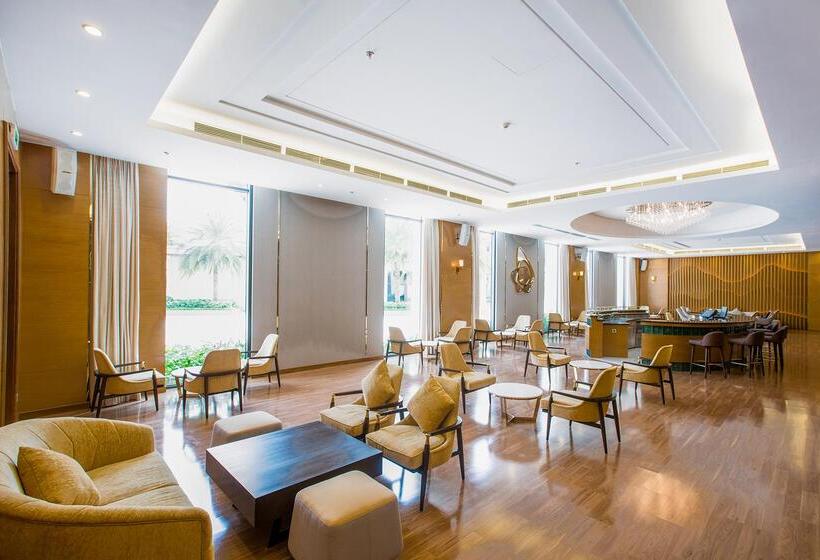 منتجع Wyndham Grand Phu Quoc