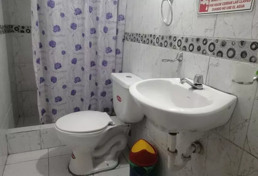 Retkeilymaja Escocie   Centro Historico