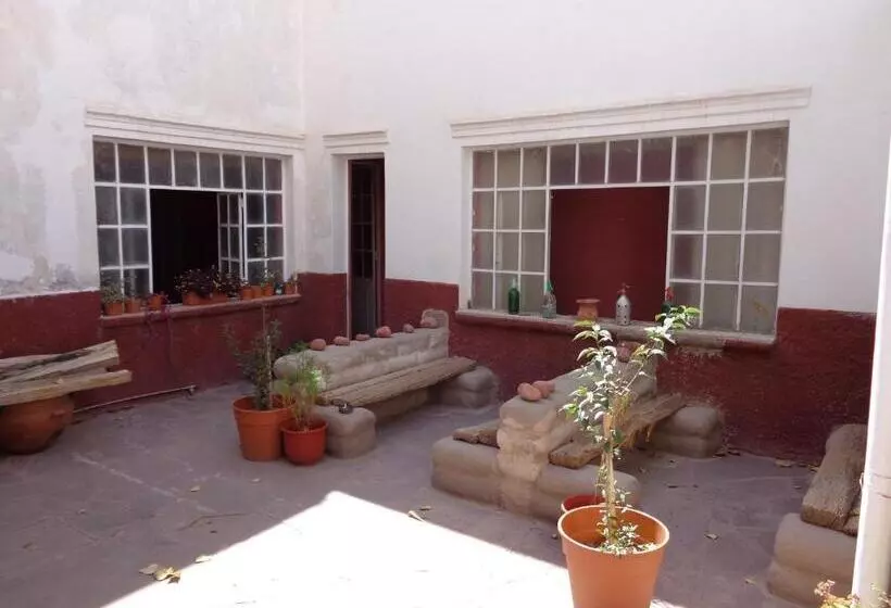 Retkeilymaja Hostal La Antigua