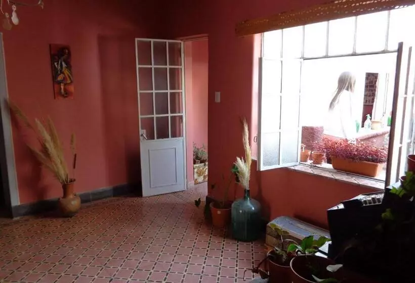 Retkeilymaja Hostal La Antigua