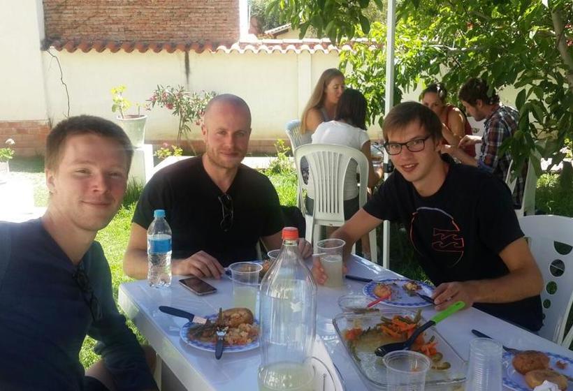 Villa Oropeza Hostel