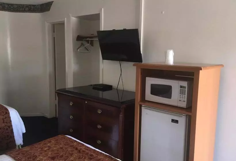 Frontier Motel