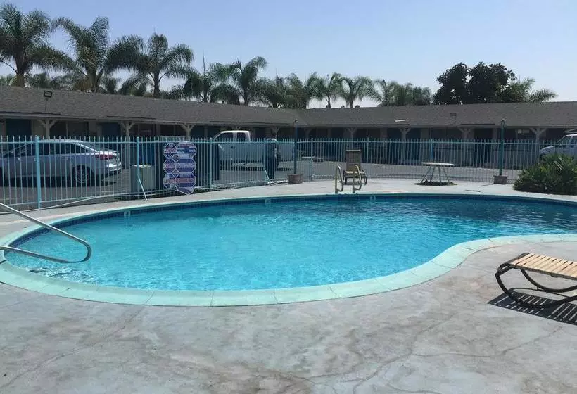 Frontier Motel