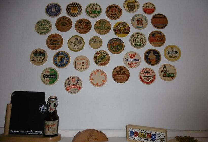 Hostel La Casa De Tounens