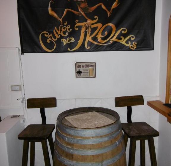 Hostel La Casa De Tounens