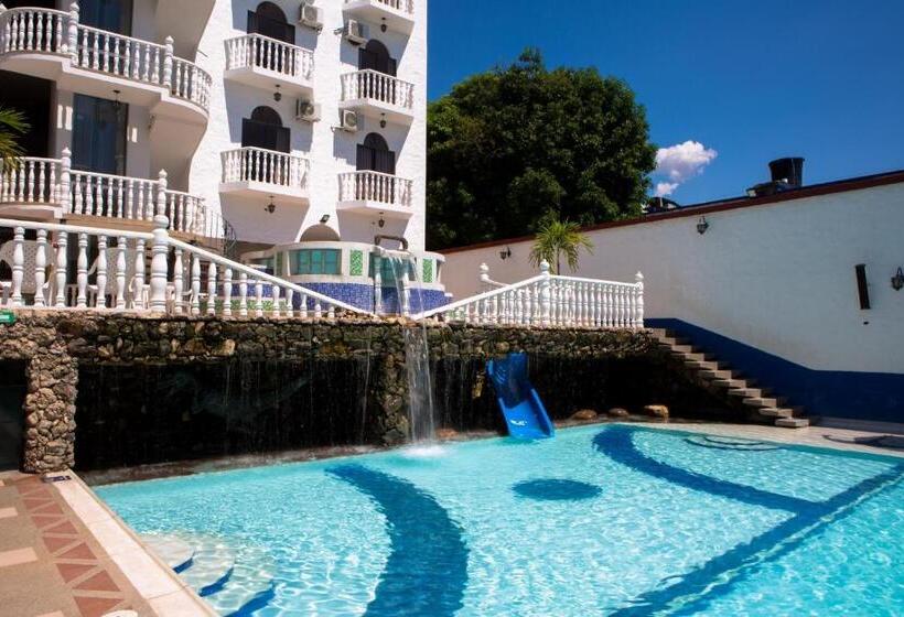 Hotel Anamichu Suites