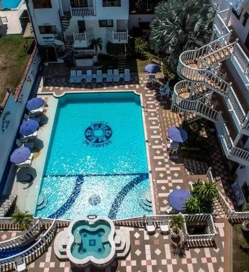 Hotelli Anamichu Suites