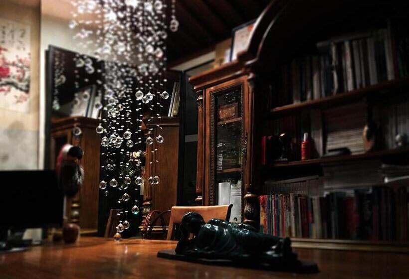 호텔 Kelly‘s Courtyard