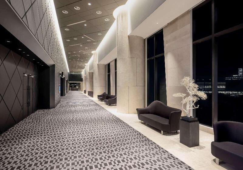 Novotel Suites Ambassador Seoul Yongsan