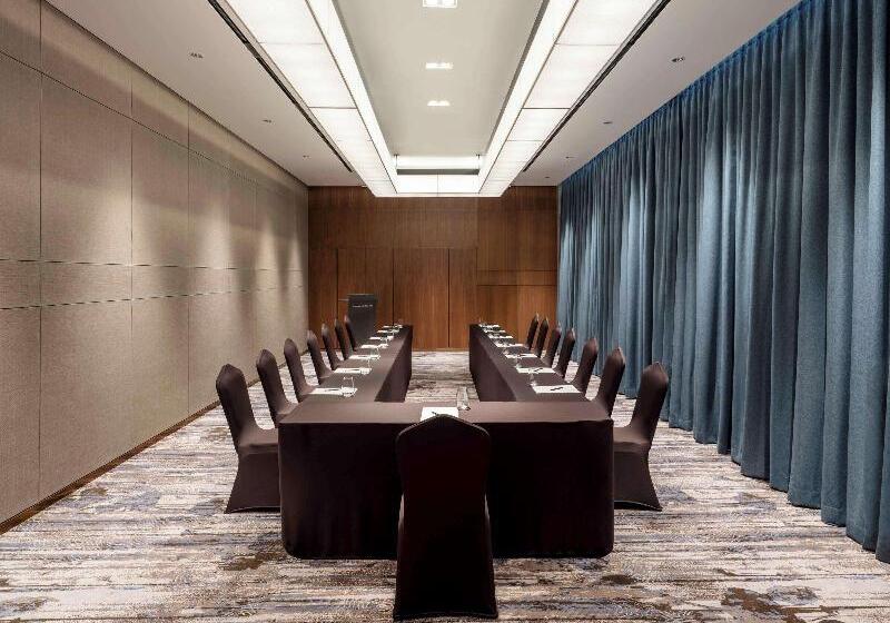 Novotel Suites Ambassador Seoul Yongsan