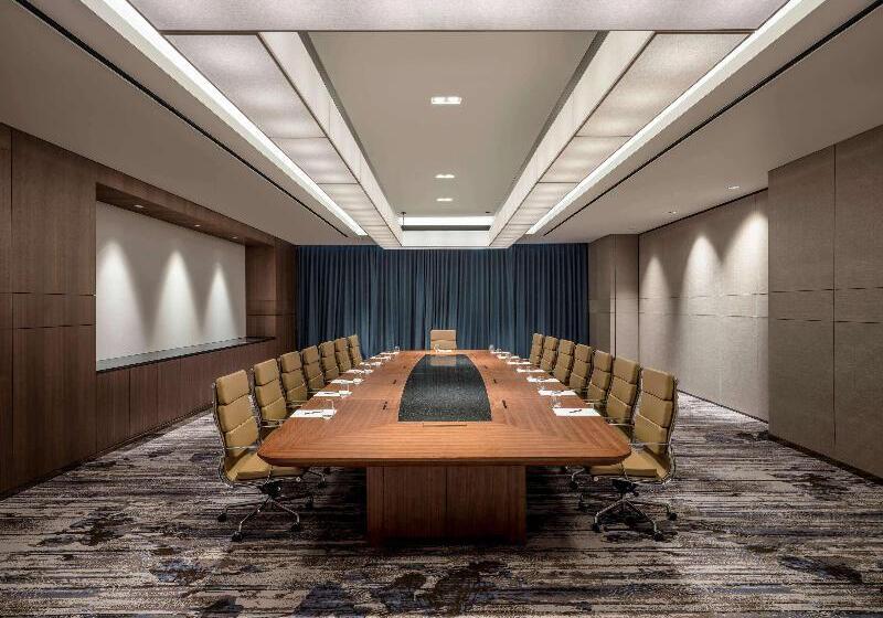 Novotel Suites Ambassador Seoul Yongsan