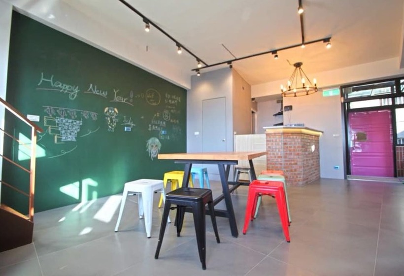 هاستل 九窩jiu Wow Box Inn Jiufen九份