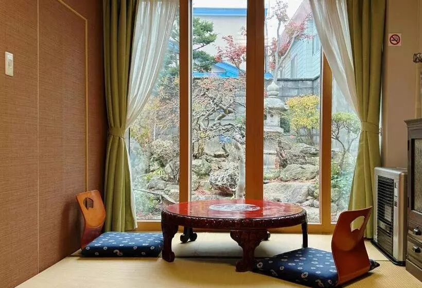 ベッドアンドブレックファースト Otarunishikien