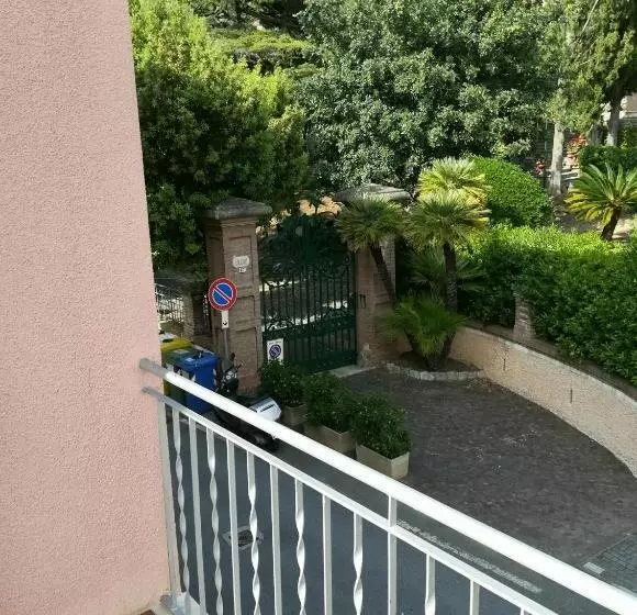 Hotelli Albergo Calcagno