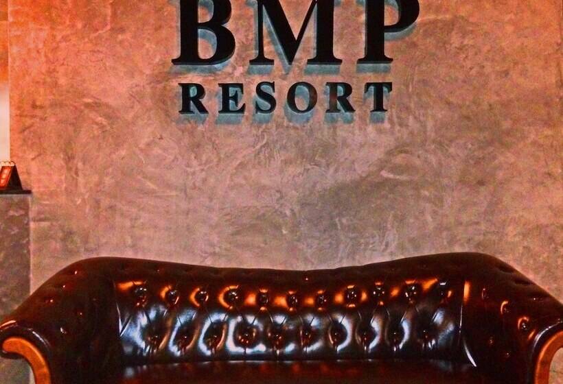 בית מלון כפרי B.m.p Resort