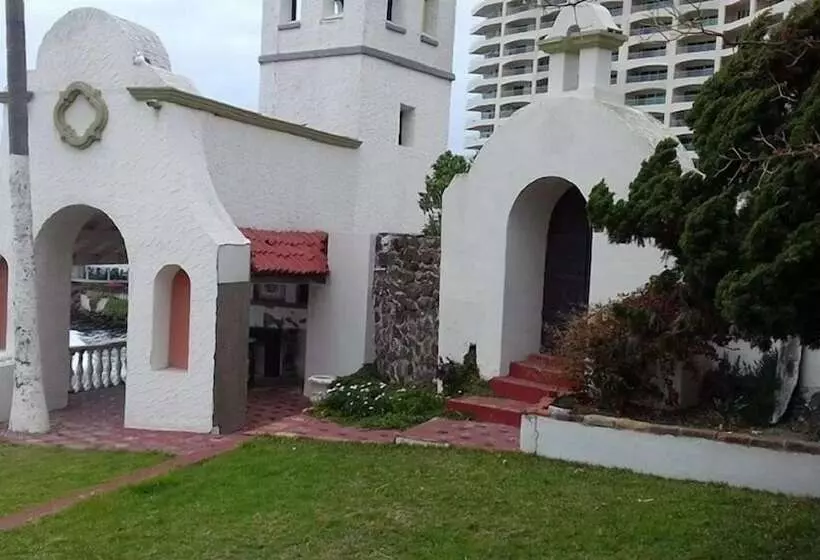 Hotelli Calafia Rosarito