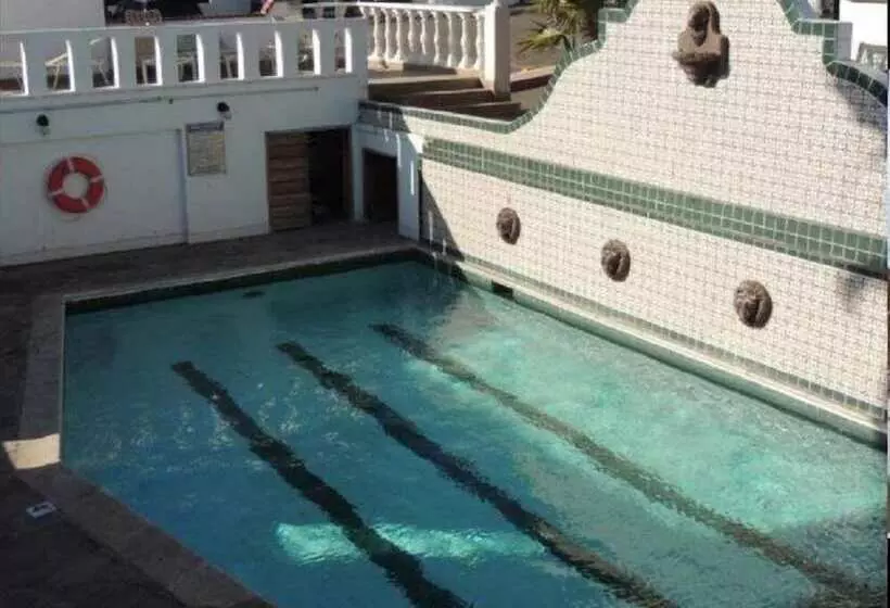 Hotelli Calafia Rosarito