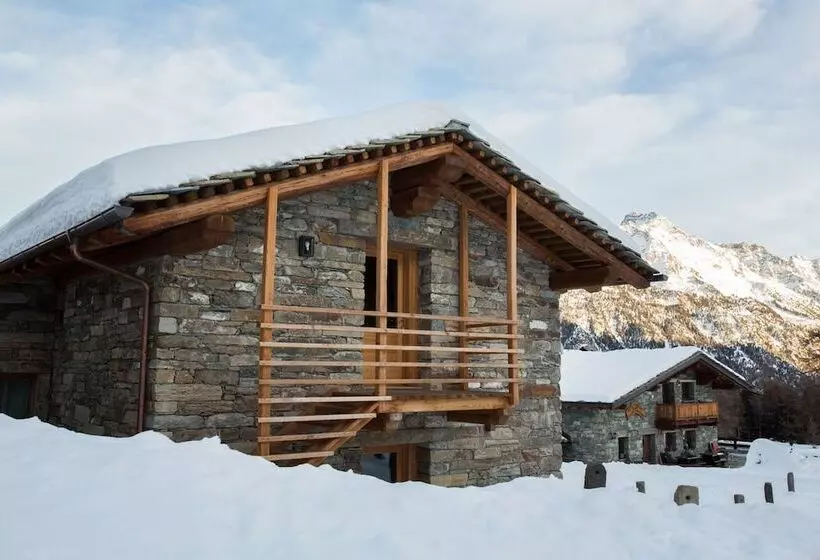 ホテル Lavarets Chambres D’hôtes
