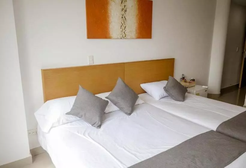 Hotelli Llanogrande Airport