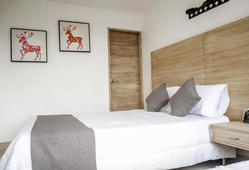 Hotelli Llanogrande Airport