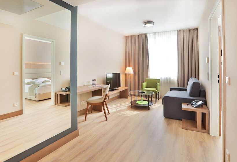 هتل Ocak Apartment &