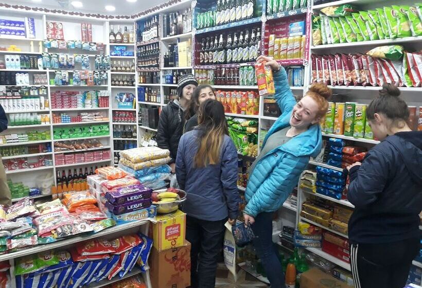 هتل Peacock   A Family Run