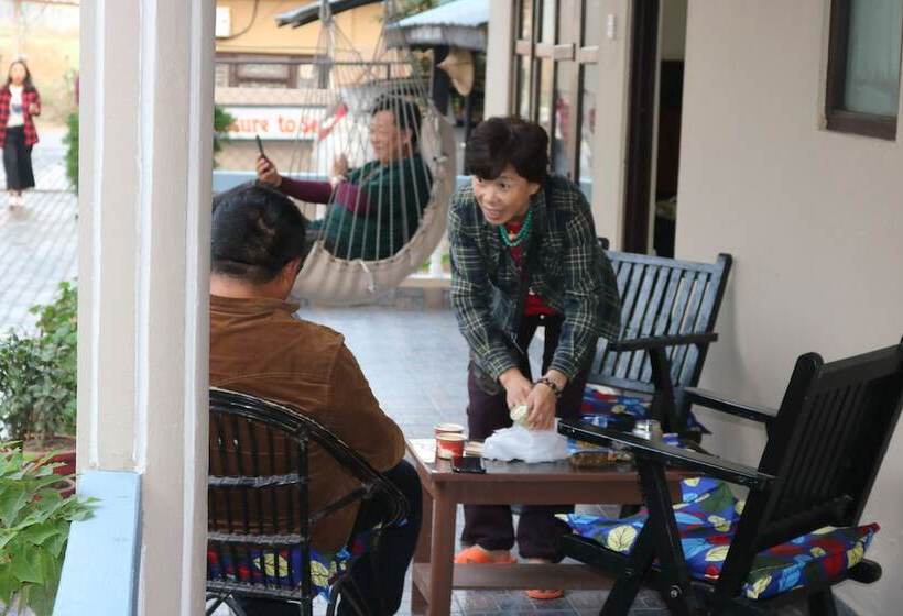 هتل Peacock   A Family Run