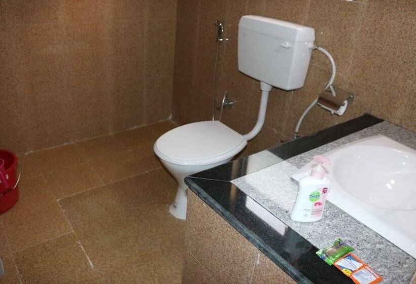 هتل Peacock   A Family Run