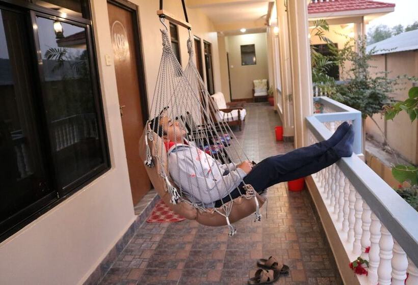 هتل Peacock   A Family Run