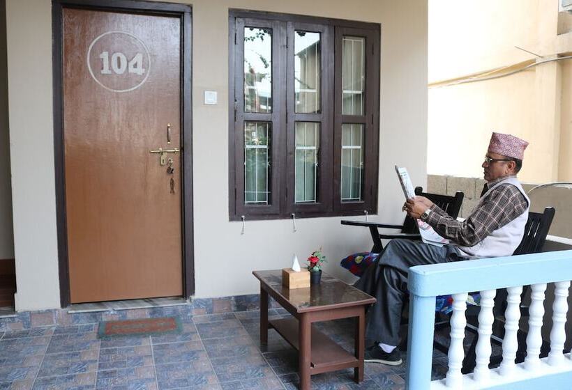 هتل Peacock   A Family Run