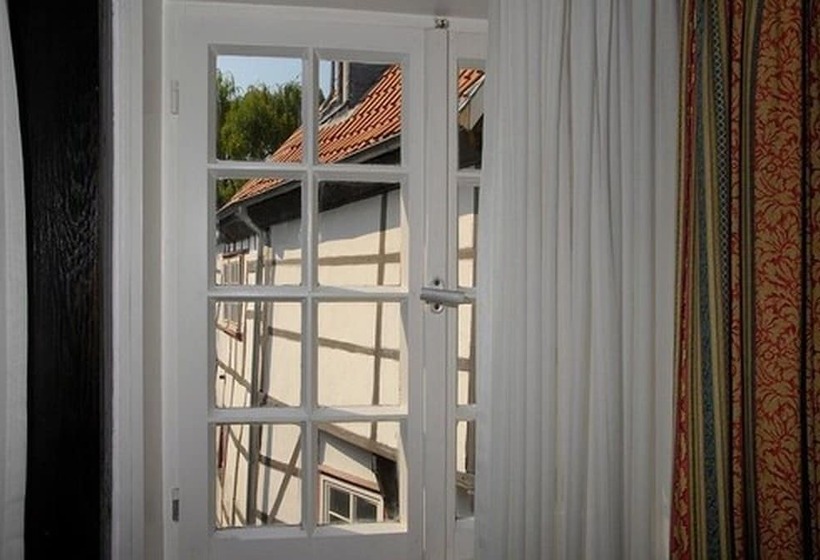 酒店 Zur Alten Krone