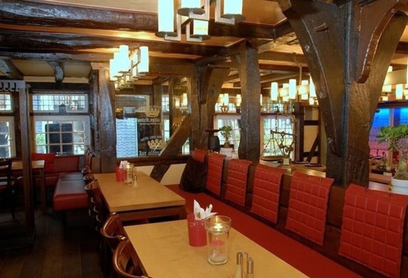 酒店 Zur Alten Krone