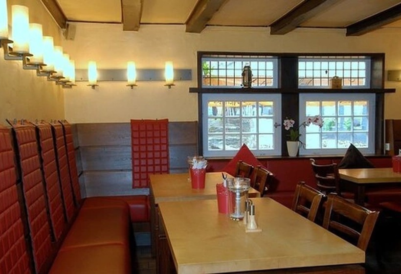 酒店 Zur Alten Krone