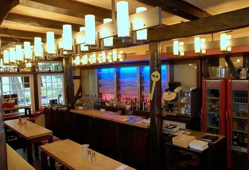 酒店 Zur Alten Krone