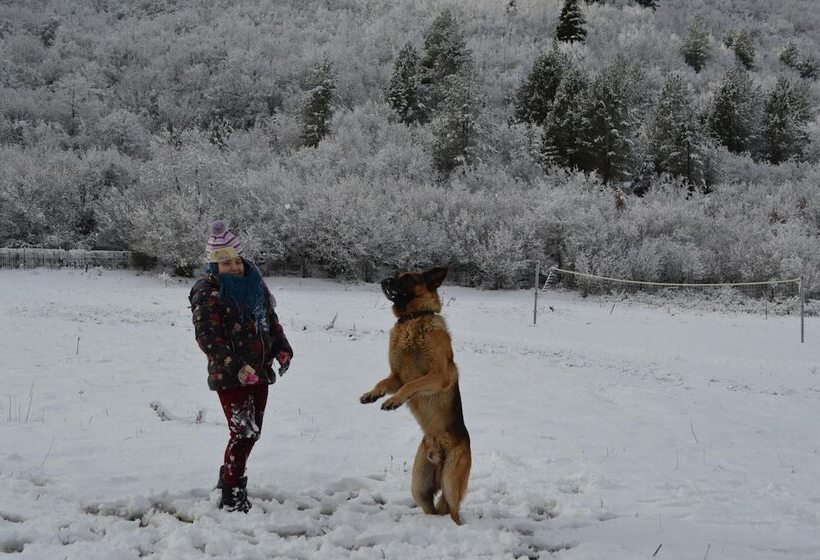 교외 호텔 Farma Sotira