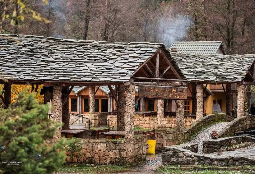 Maaseutuhotelli Farma Sotira