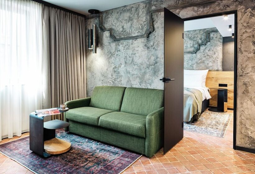 Nomadic Urban Premium Suites