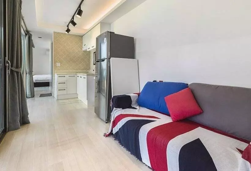 Goseong Bluebeach Pension&glamping